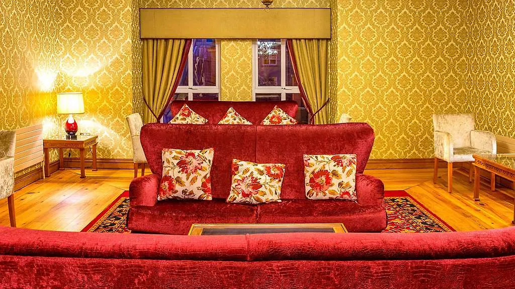 Lady Gregory Hotel, Leisure Club & Beauty Rooms Gort 3*,  Ierland