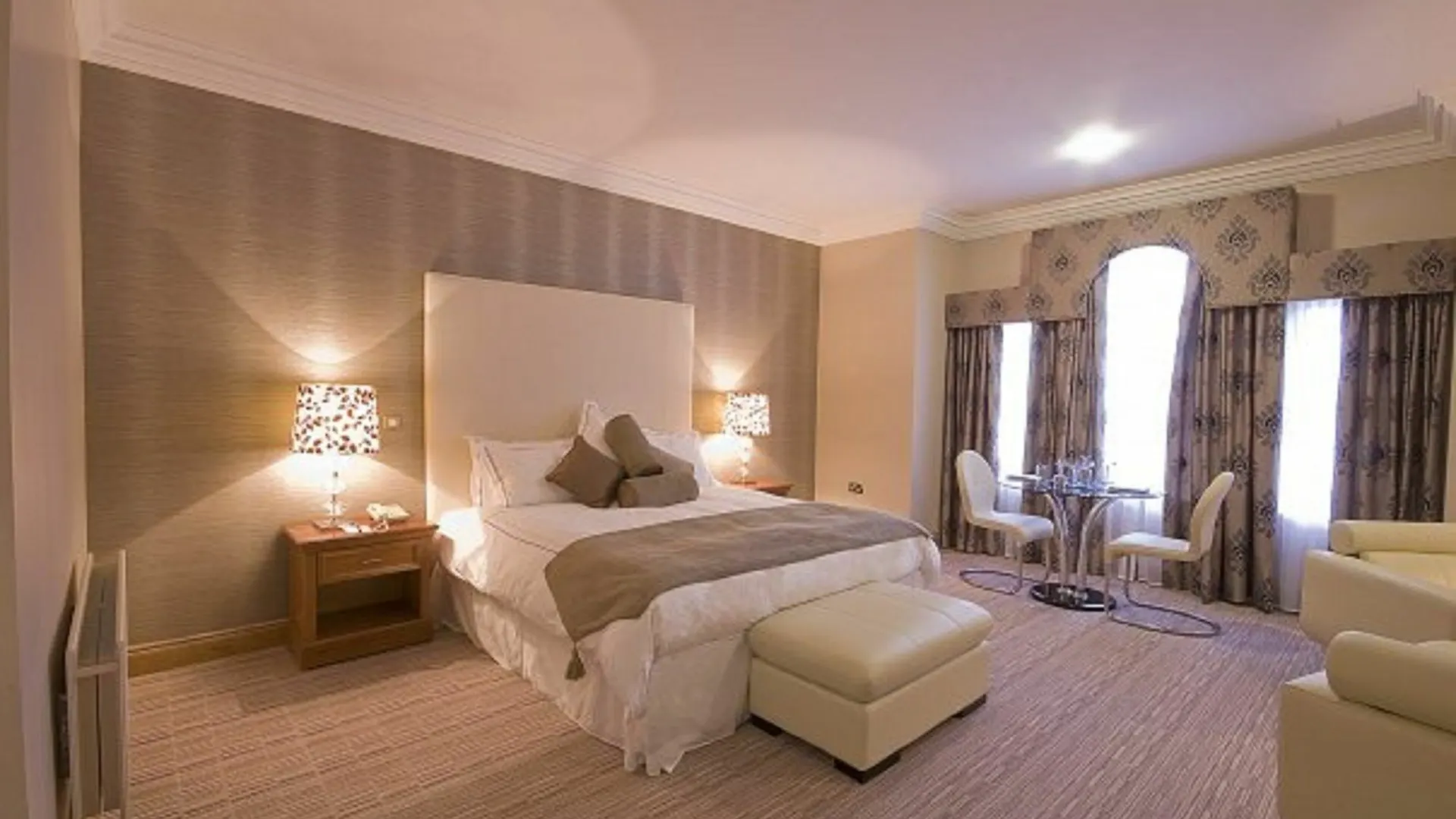 Lady Gregory Hotel, Leisure Club & Beauty Rooms Gort Irland